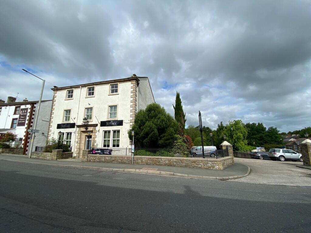 76 Whalley Road, Clitheroe, Lancashire BB7 1EE