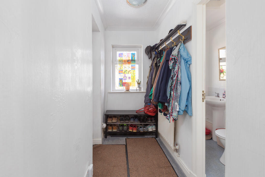 Additional image 9 of Ivegate, Colne, BB8