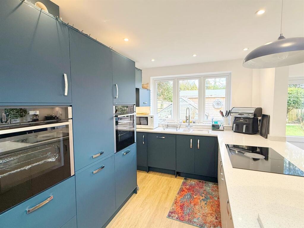 Additional image 13 of Redlands Way, Streetly