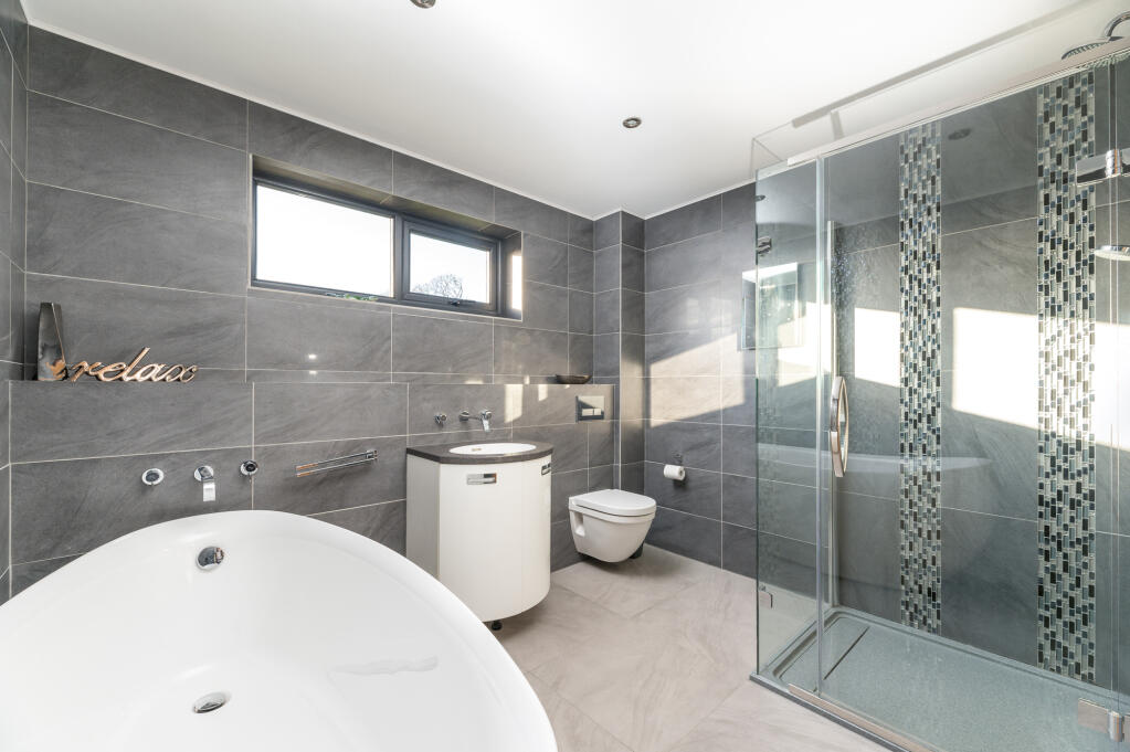 Additional image 14 of Oakridge Court, Bingley, West Yorkshire, BD16