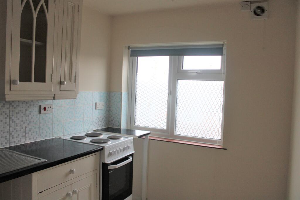 Additional image 6 of Oaklands Road, Yeovil, BA21