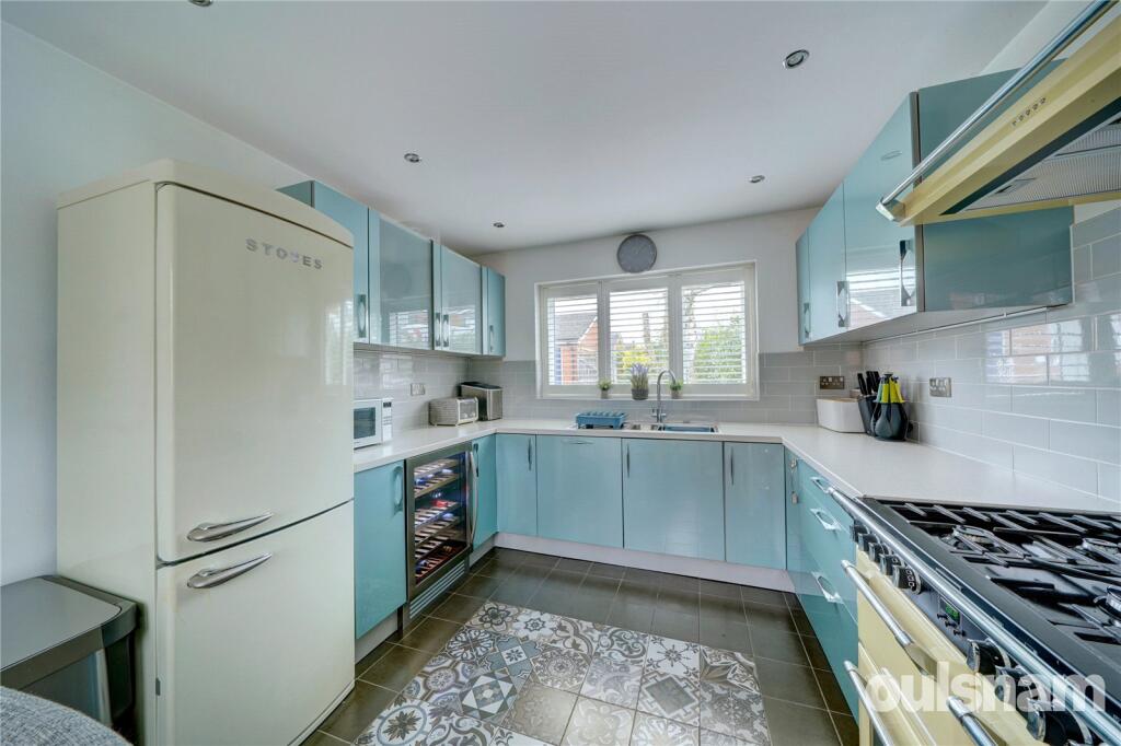 Additional image 4 of Julian Close, Catshill, Bromsgrove, Worcestershire, B61