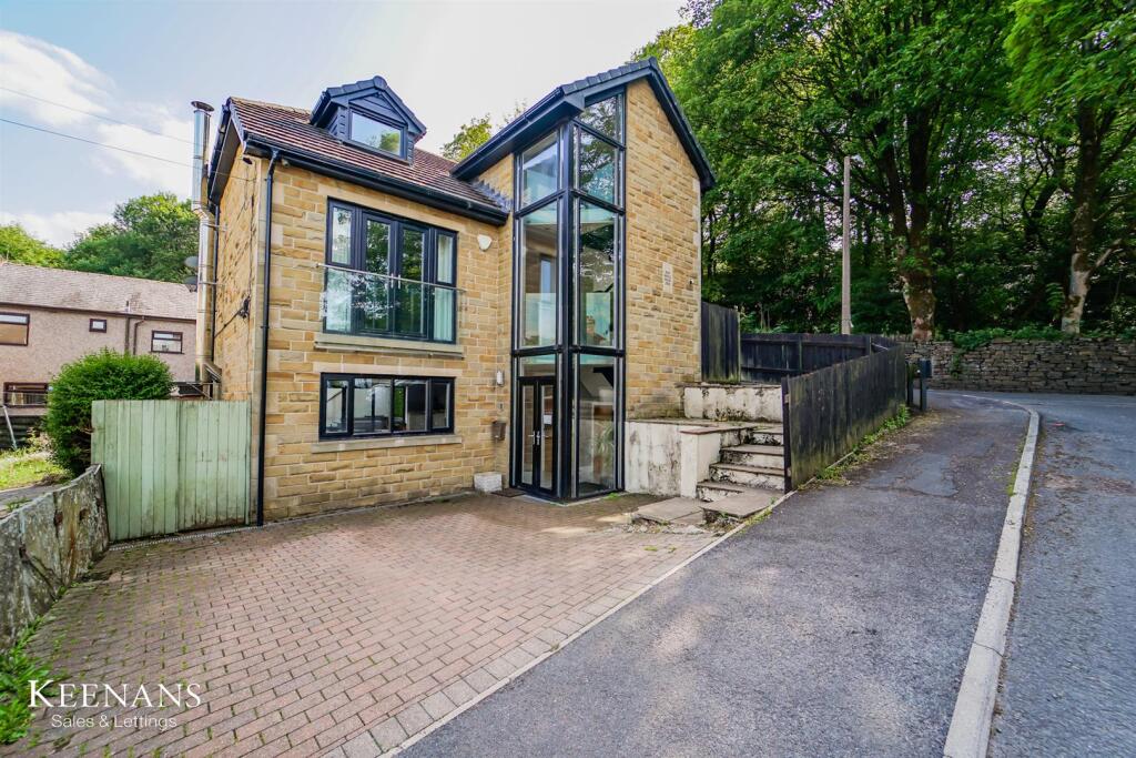 Additional image 41 of Newbigging Avenue, Rossendale