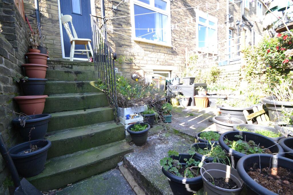 Additional image 16 of Lenton Villas, Idle,