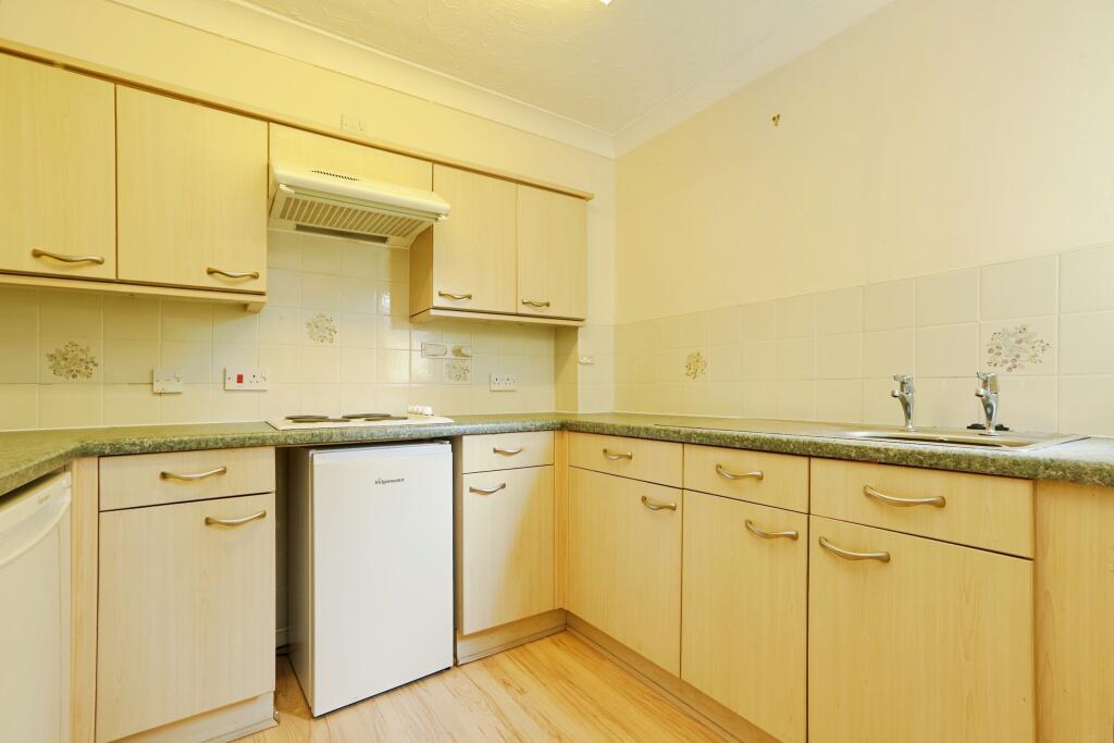 Additional image 4 of Sutton Court, Bingley
