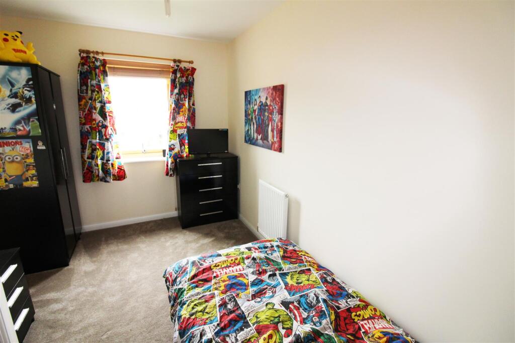 Additional image 7 of Oberon Grove, Street