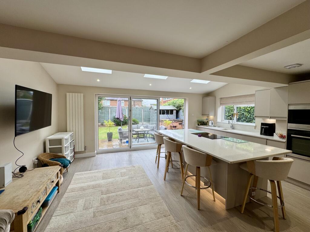 Additional image 3 of Broomfields Close, Solihull, B91