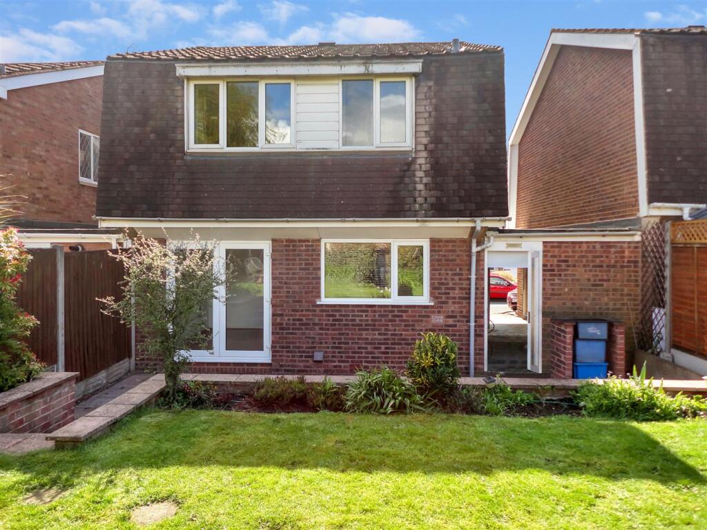 Additional image 4 of Windsor Close, Tamworth