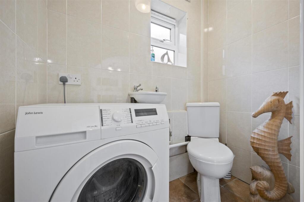 Additional image 9 of Barley Close, Henley-In-Arden