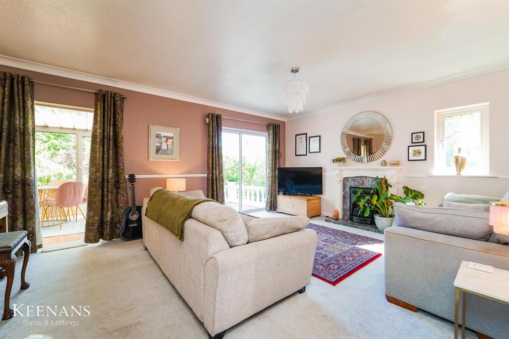 Additional image 8 of Barn Field Close, Colne