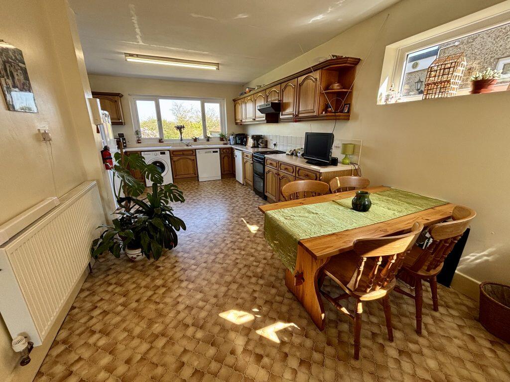 Additional image 6 of Halfway, Chilthorne Domer, Yeovil, Somerset, BA22