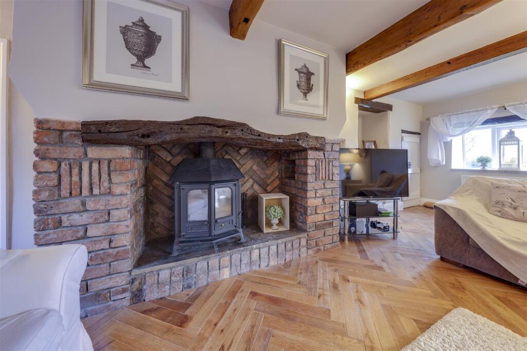 Additional image 9 of Hurst Lane, Rawtenstall, Rossendale, Lancashire - With Annexe & Spa Room