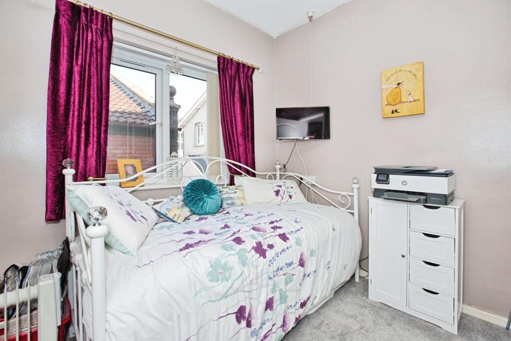 Additional image 7 of Orchard Road, Street