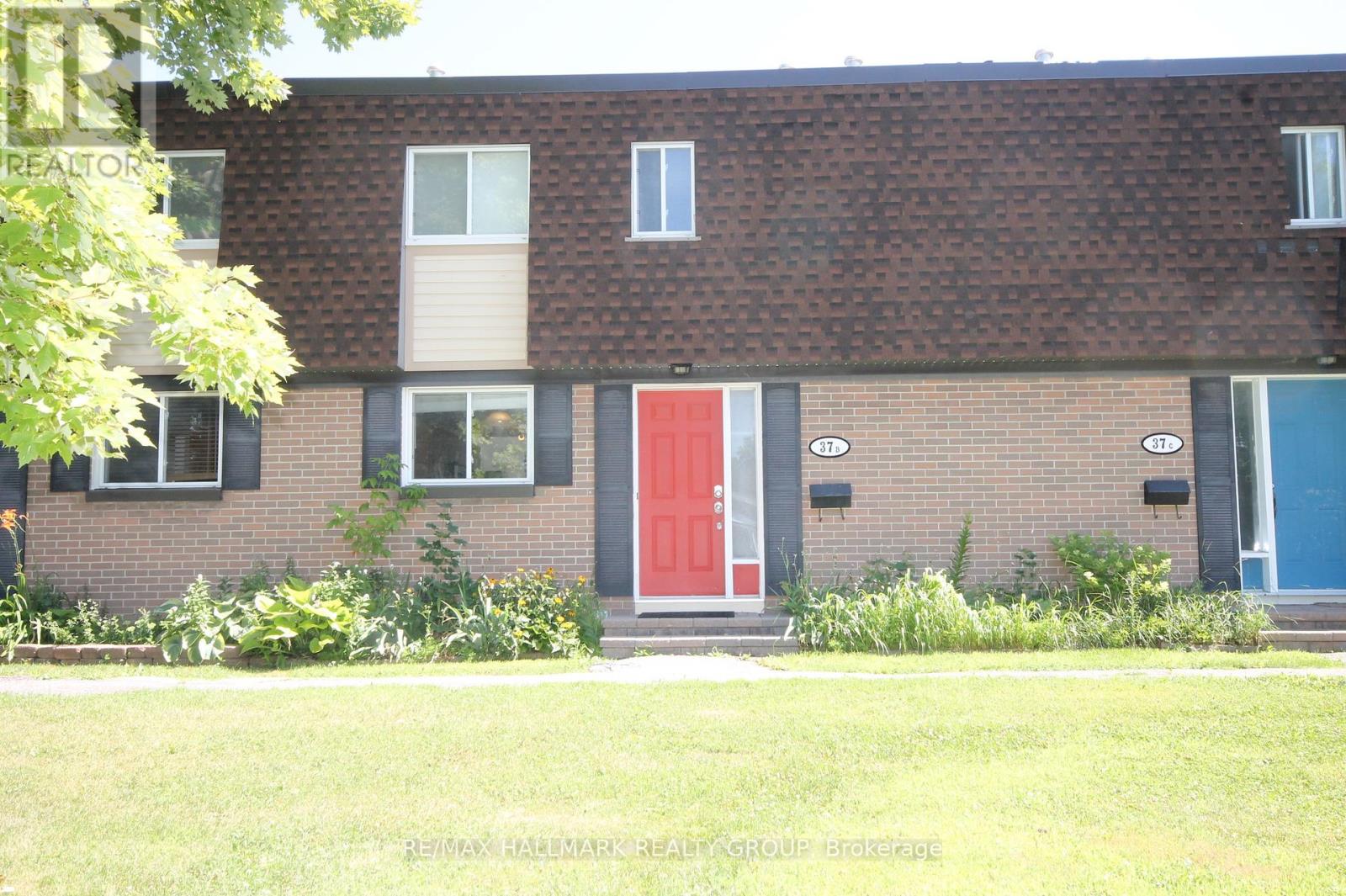 37 B GLENRIDGE ROAD|Ottawa, Ontario K2G1G2