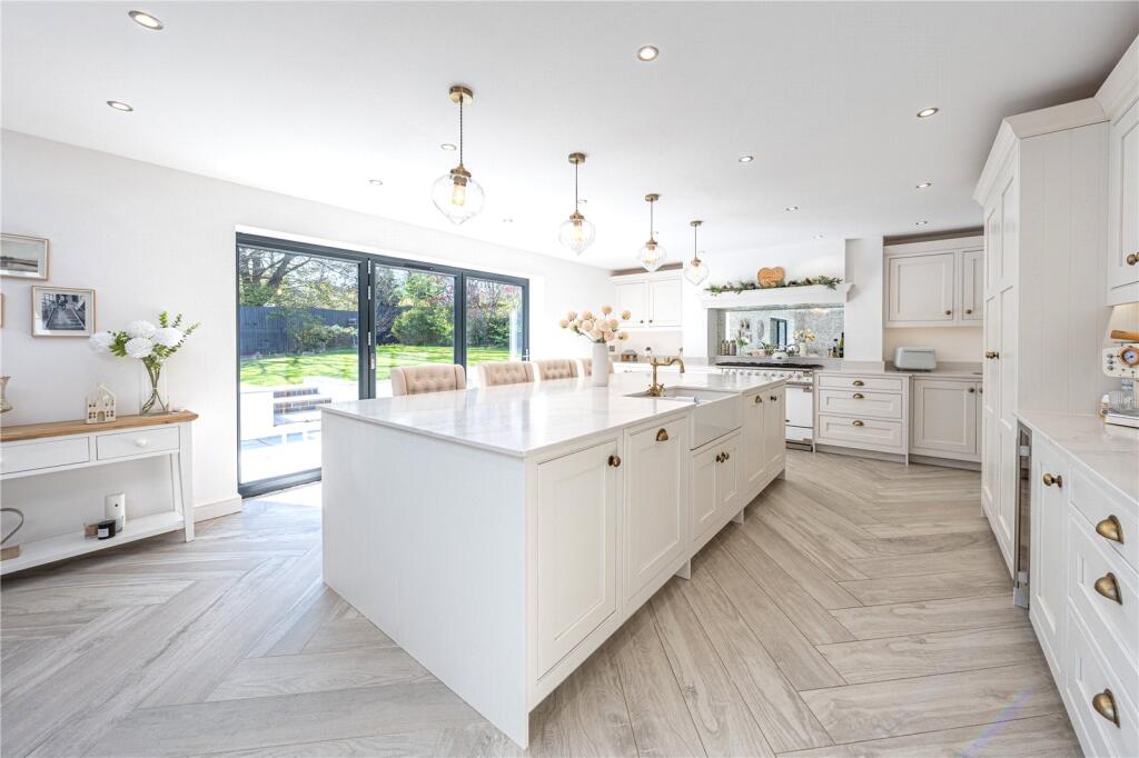 Additional image 9 of Carnoustie, Tamworth, Staffordshire, B77