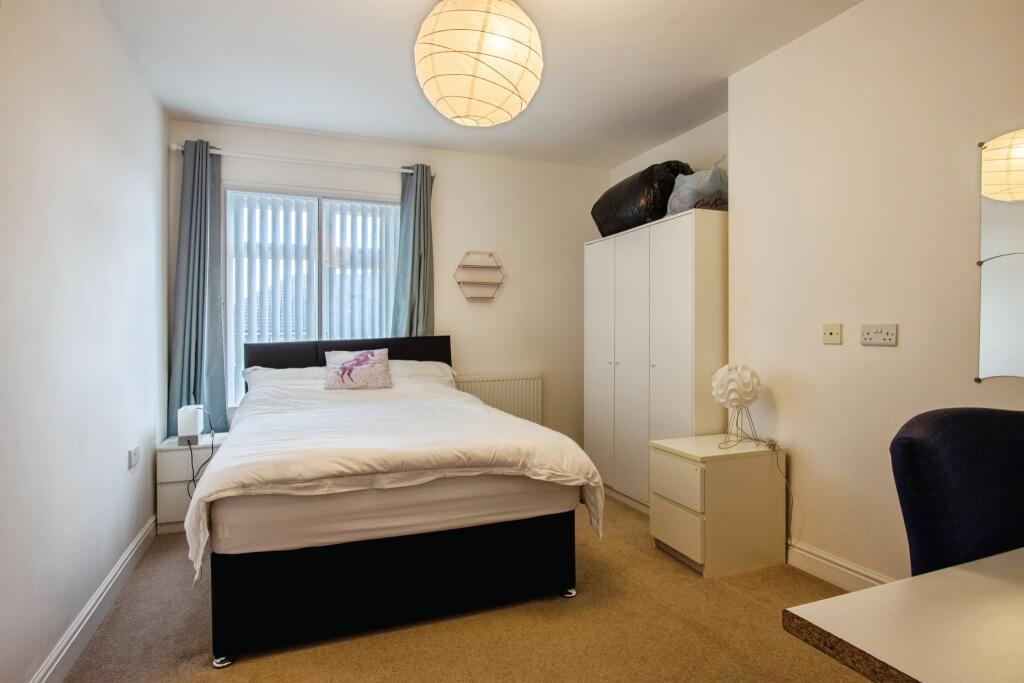 Additional image 11 of Bradford Road, Drighlington, Bradford