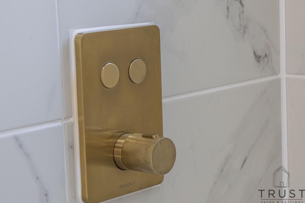 Additional image 19 of Hillside View, Drighlington, BD11