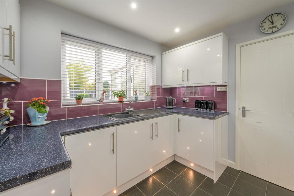 Additional image 5 of Bluebell Road, Cradley Heath, B64 5NP