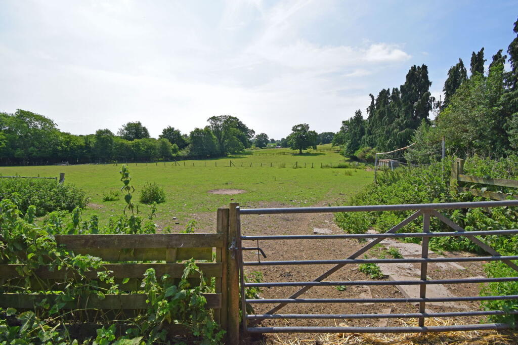 Additional image 36 of The Stables, Stoney Lane, Tardebigge, Worcestershire, B60 1LY