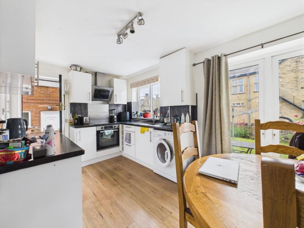 Additional image 5 of Springfield Grove, Bingley