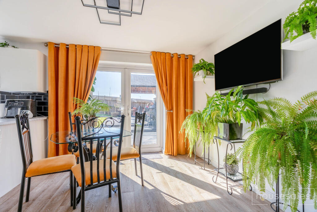 Additional image 4 of Lanky Gardens, Colne, BB8