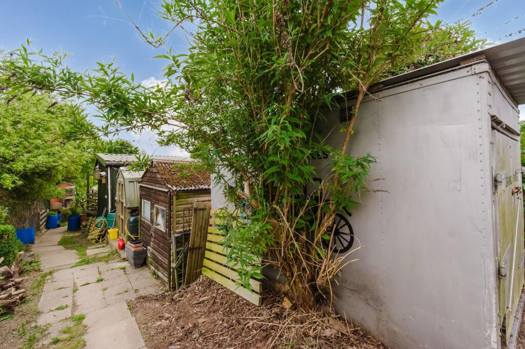 Additional image 27 of Whitehall Road, Wyke, BD12