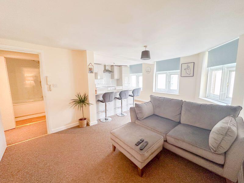 Additional image 2 of High Street, Shepton Mallet