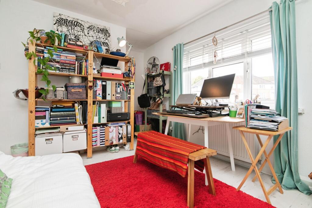 Additional image 11 of Elizabeth Crescent, Oldbury, B68