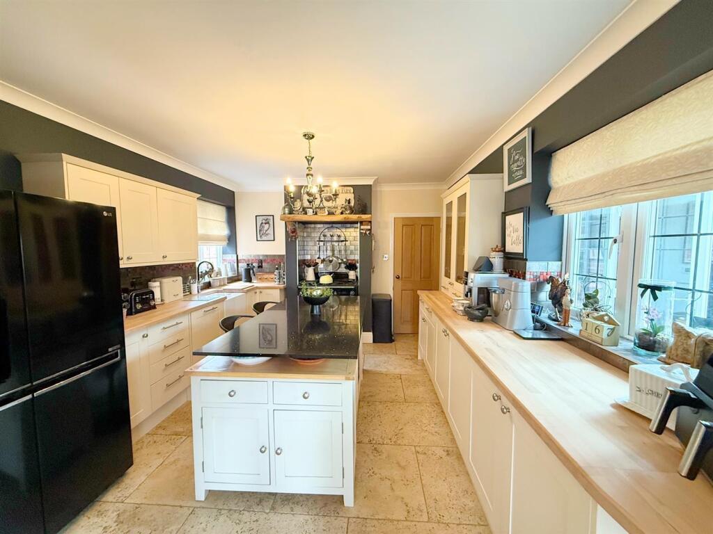 Additional image 18 of Grosvenor Avenue, Streetly