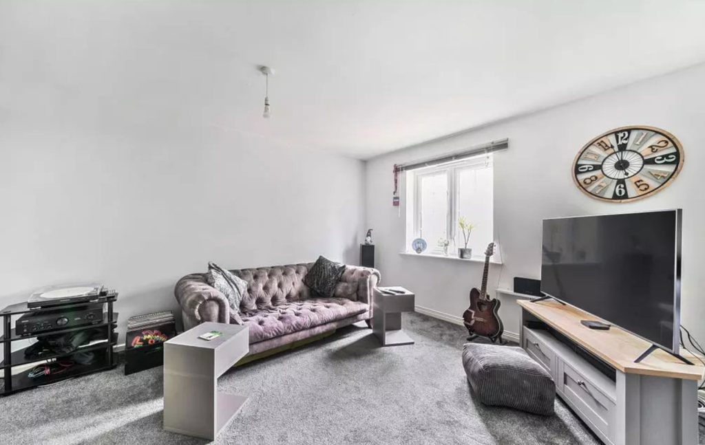 Additional image 3 of Harbin Close, Yeovil