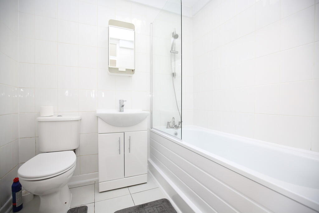 Additional image 11 of Hillcrest Close, Tamworth, Staffordshire