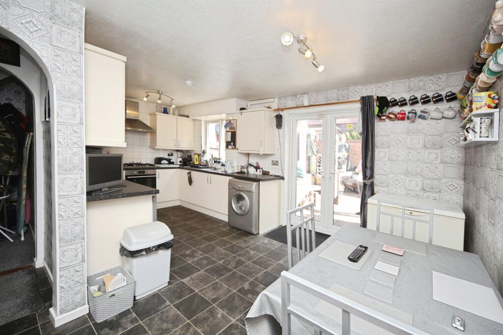 Additional image 4 of Shawbury Close, Redditch