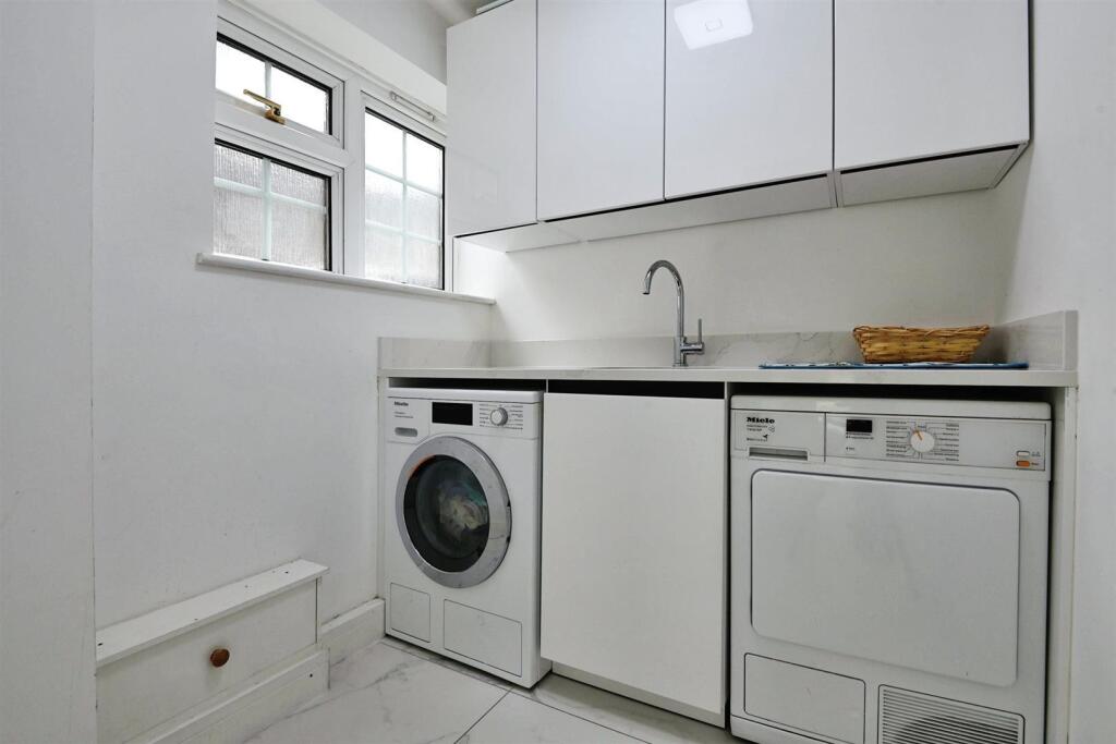 Additional image 11 of Rockingham Gardens, Sutton Coldfield, B74 2PN