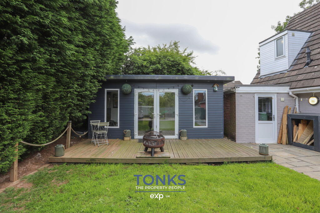 Additional image 33 of Merton Close, Oldbury, B68 8NG