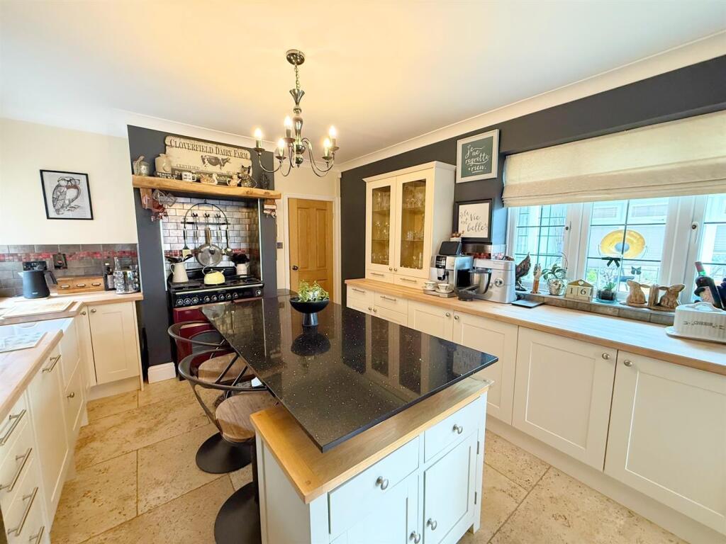 Additional image 2 of Grosvenor Avenue, Streetly