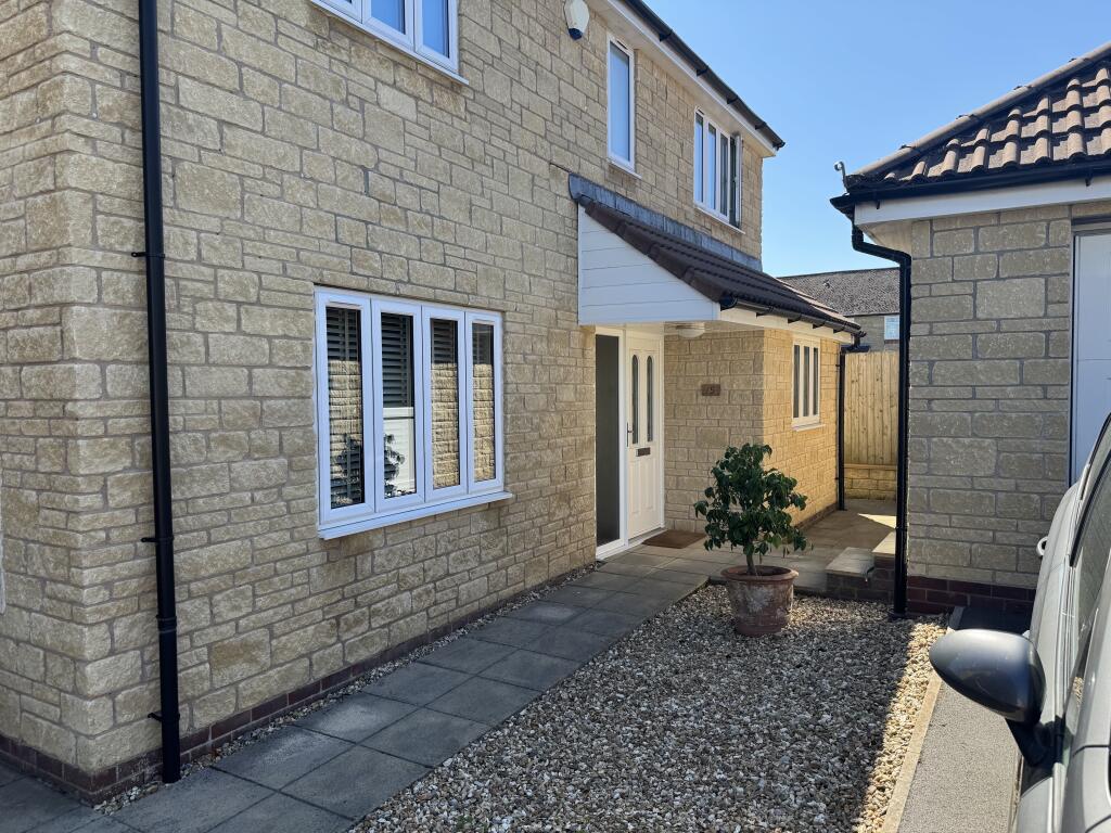 Additional image 5 of 15 Collingham Close, Templecombe, Somerset, BA8
