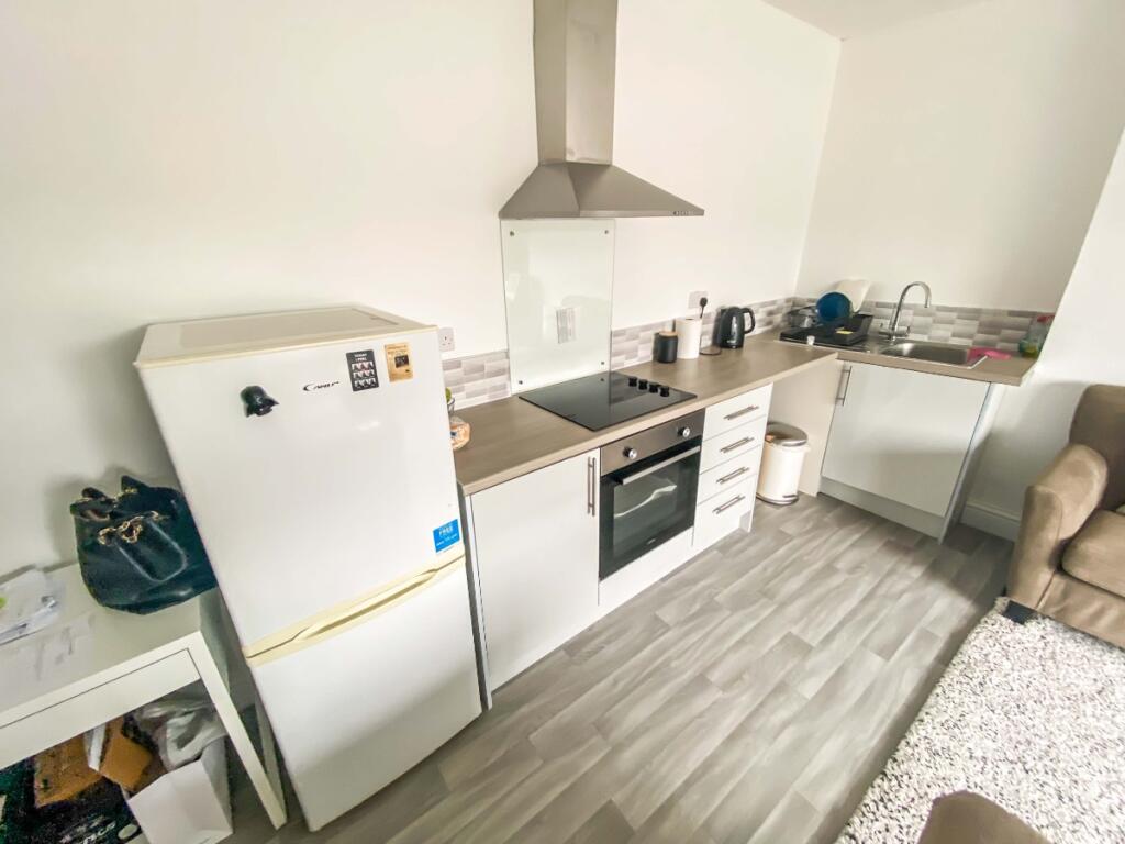 Additional image 4 of Flat,  Lower High Street, Cradley Heath