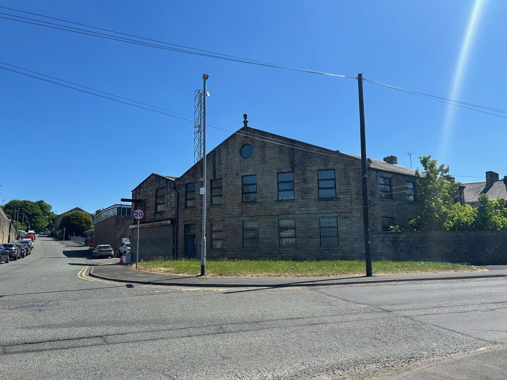 Additional image 2 of Safari House, Grange Lane, Accrington, BB5 2BT