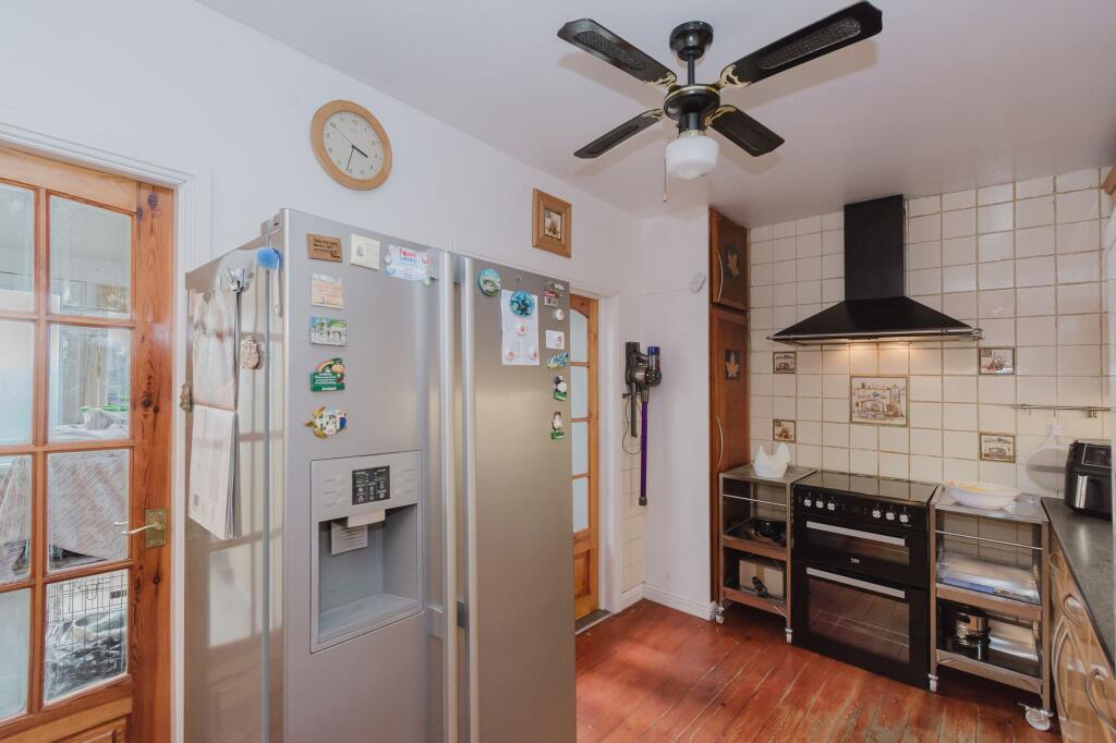 Additional image 10 of Whitehall Road, Wyke, BD12