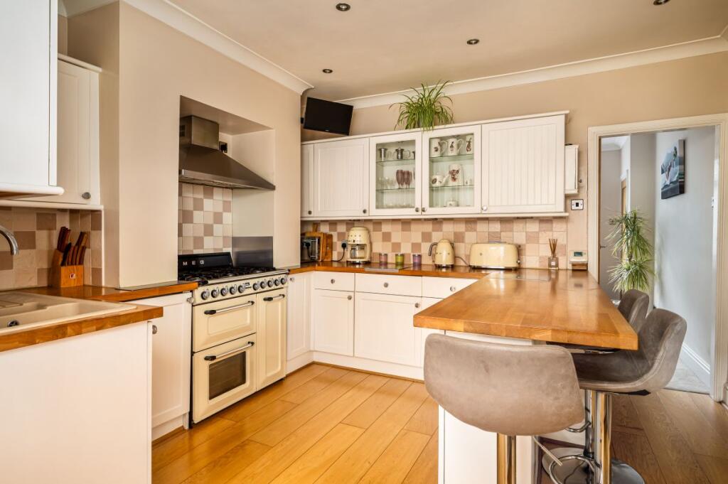 Additional image 5 of Whitehall Road, Drighlington