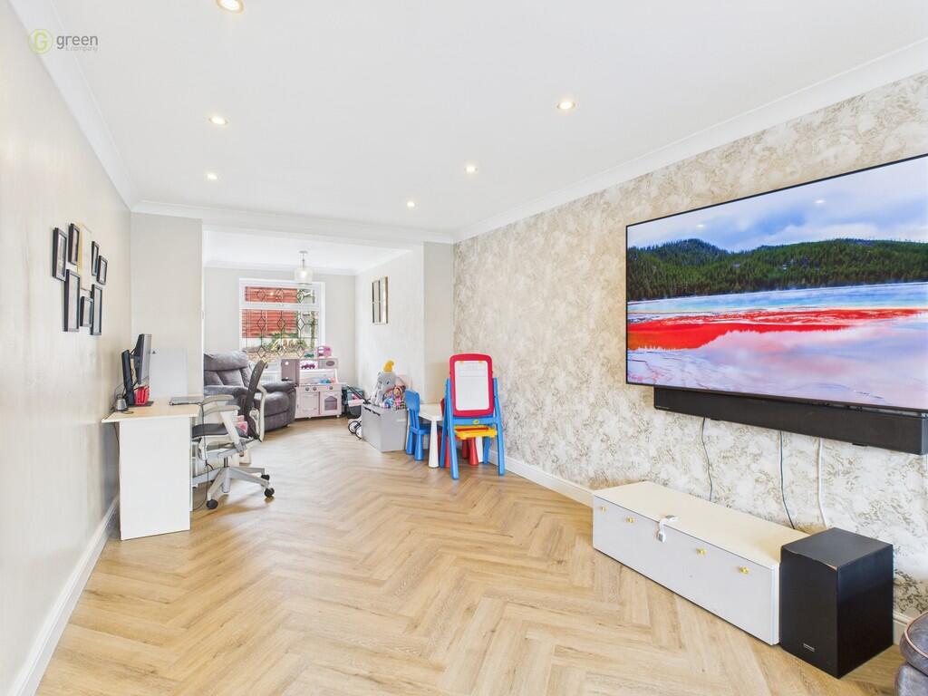 Additional image 5 of Hampton Close, Perrycrofts