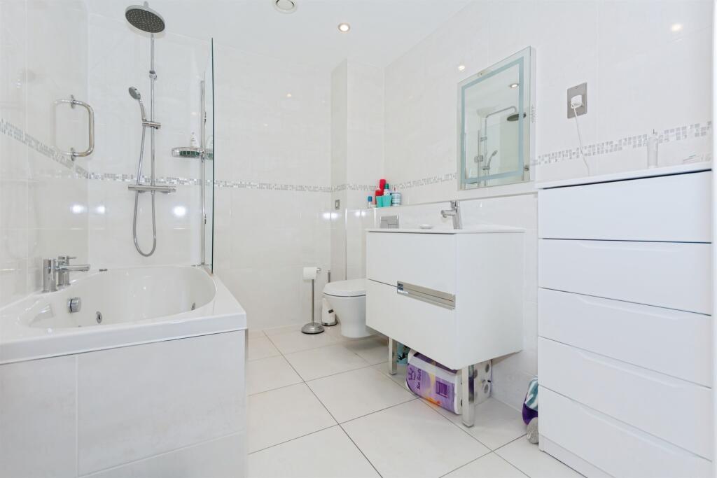 Additional image 13 of 911-913 Warwick Road, Solihull