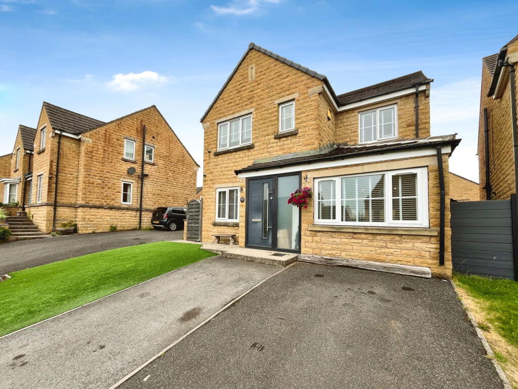 Property image for Agincourt Drive, Gilstead, Bingley, BD16 3JY