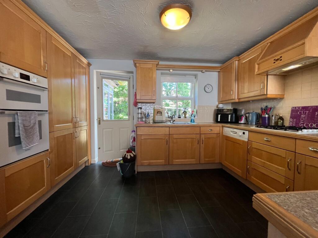 Additional image 3 of Round Close, Shirley, Solihull, West Midlands, B90