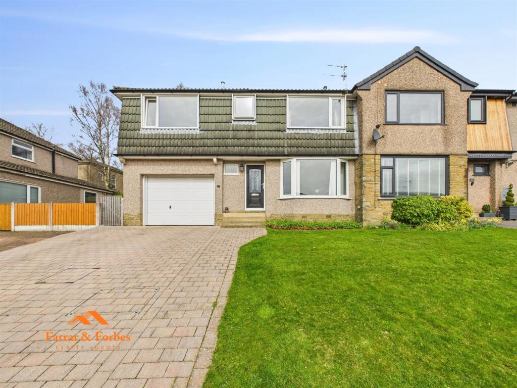 Additional image 8 of Standroyd Drive, Colne