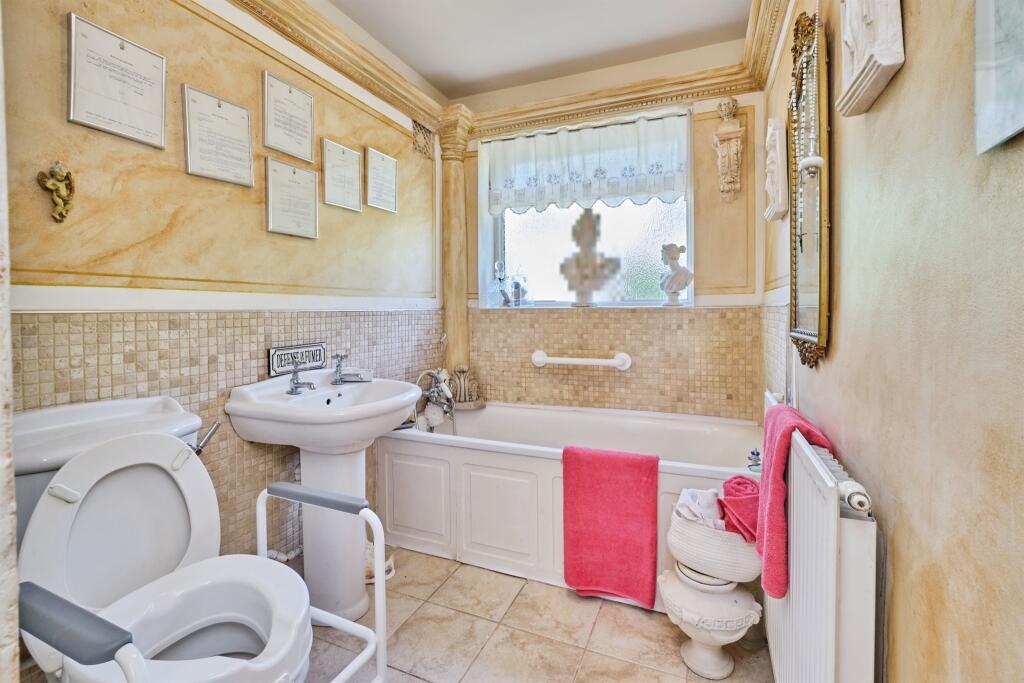 Additional image 15 of Langholm Drive, Birmingham