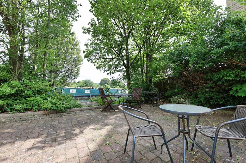 Additional image 15 of Meadow Road, Apperley Bridge, Bradford, West Yorkshire, BD10