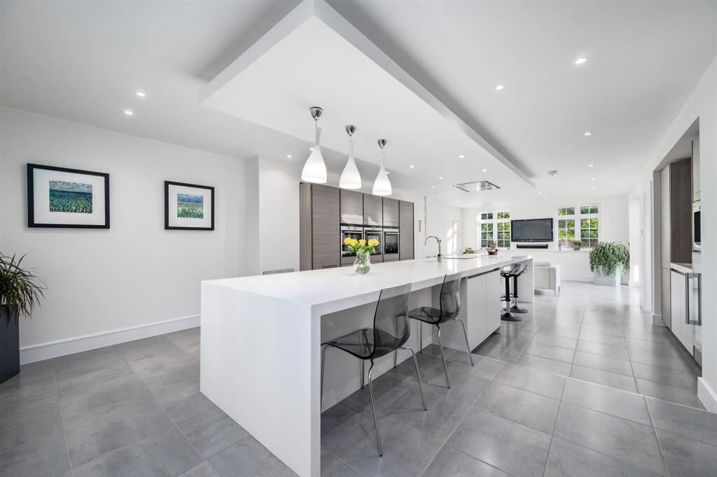 Additional image 31 of The Crescent, Hampton-In-Arden, B92