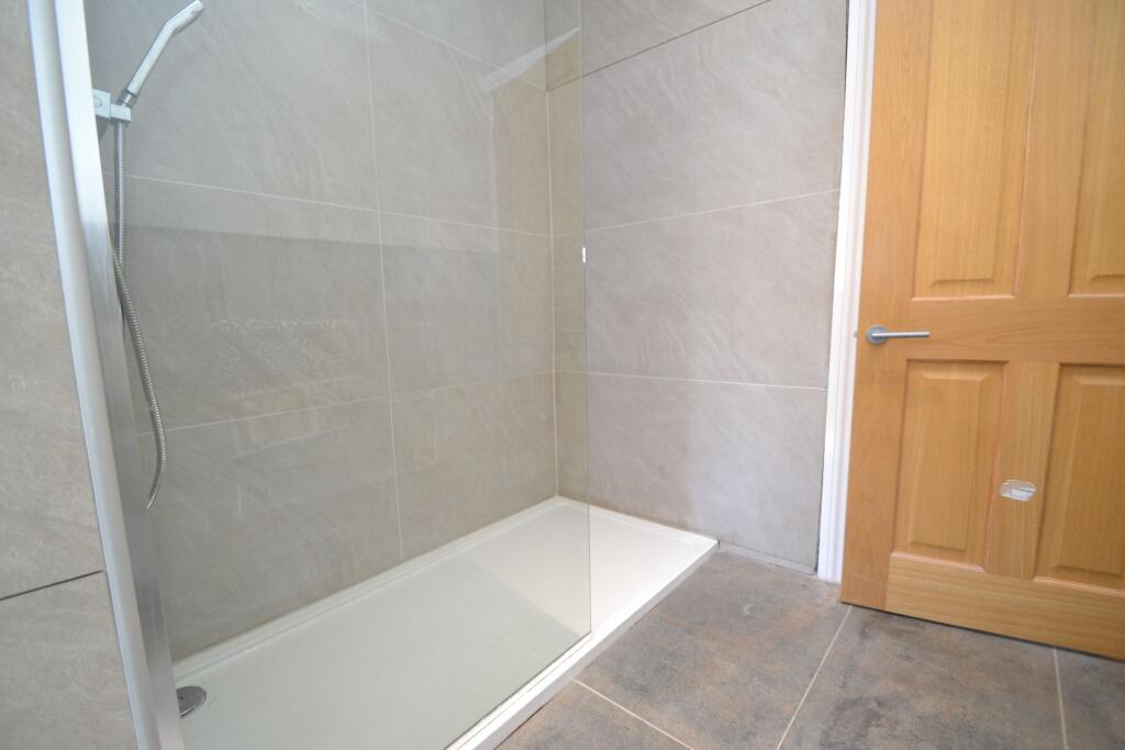 Additional image 12 of Leeds Road, Idle,