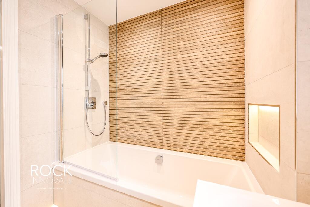 Additional image 20 of Avenue Road, Dorridge, B93